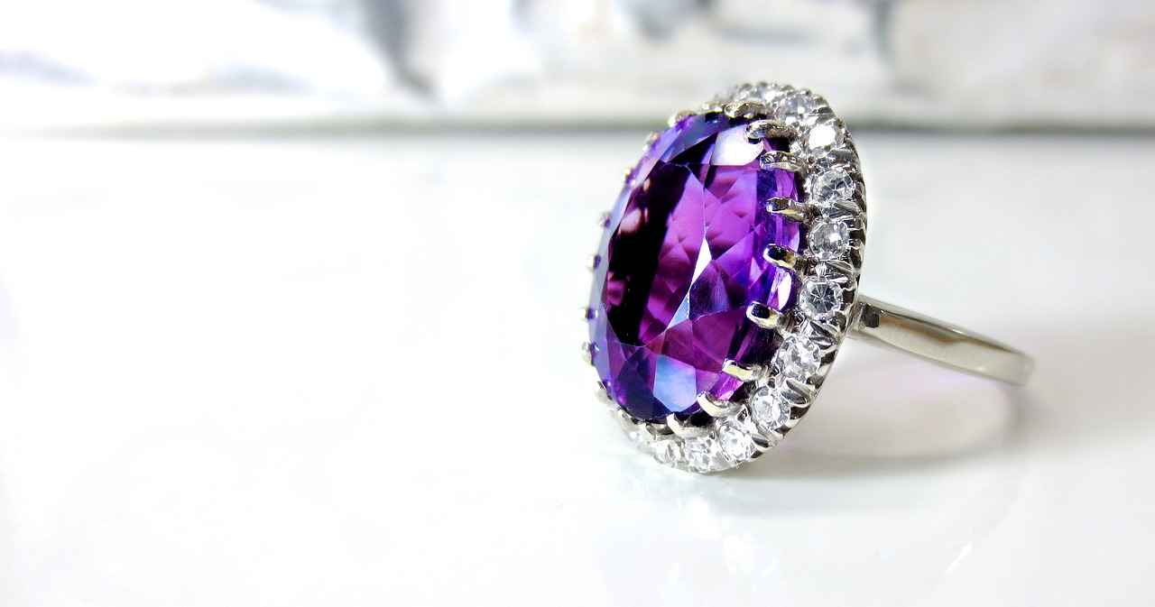 How to Wear Rings as a Man Without Looking Overdone 3 How to Match Rings with Your Outfit