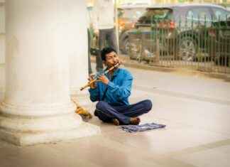 Indian Music in New York: From Bollywood Beats to Classical Ragas Indian Music in New York: From Bollywood Beats to Classical Ragas