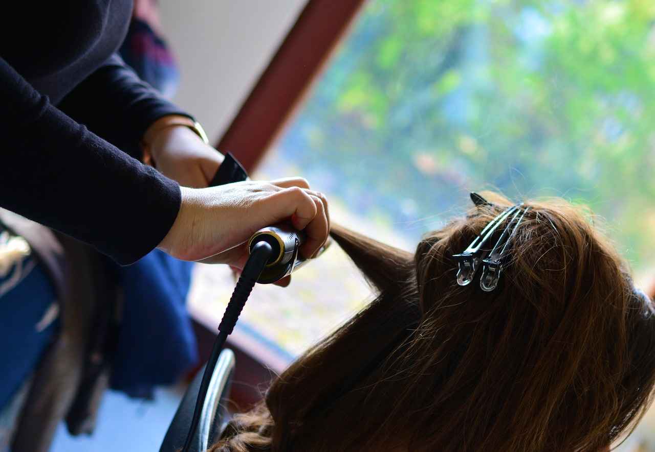 Is It Safe to Travel for a Hair Transplant? What Experts Say 3 Potential Risks of Traveling for Hair Transplants