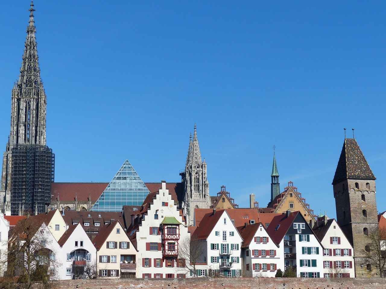 Is JonathonSpire Legit? A Deep Dive into the Influencer’s Reviews 3 Exploring Reviews and Testimonials