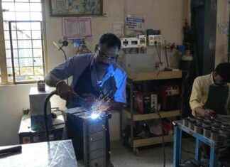 Karnataka Minimum Wage Increases to ₹19,319.36 for Unskilled Workers karnataka-minimum-wage-ncreases-to-1931936-for-unskilled-workers