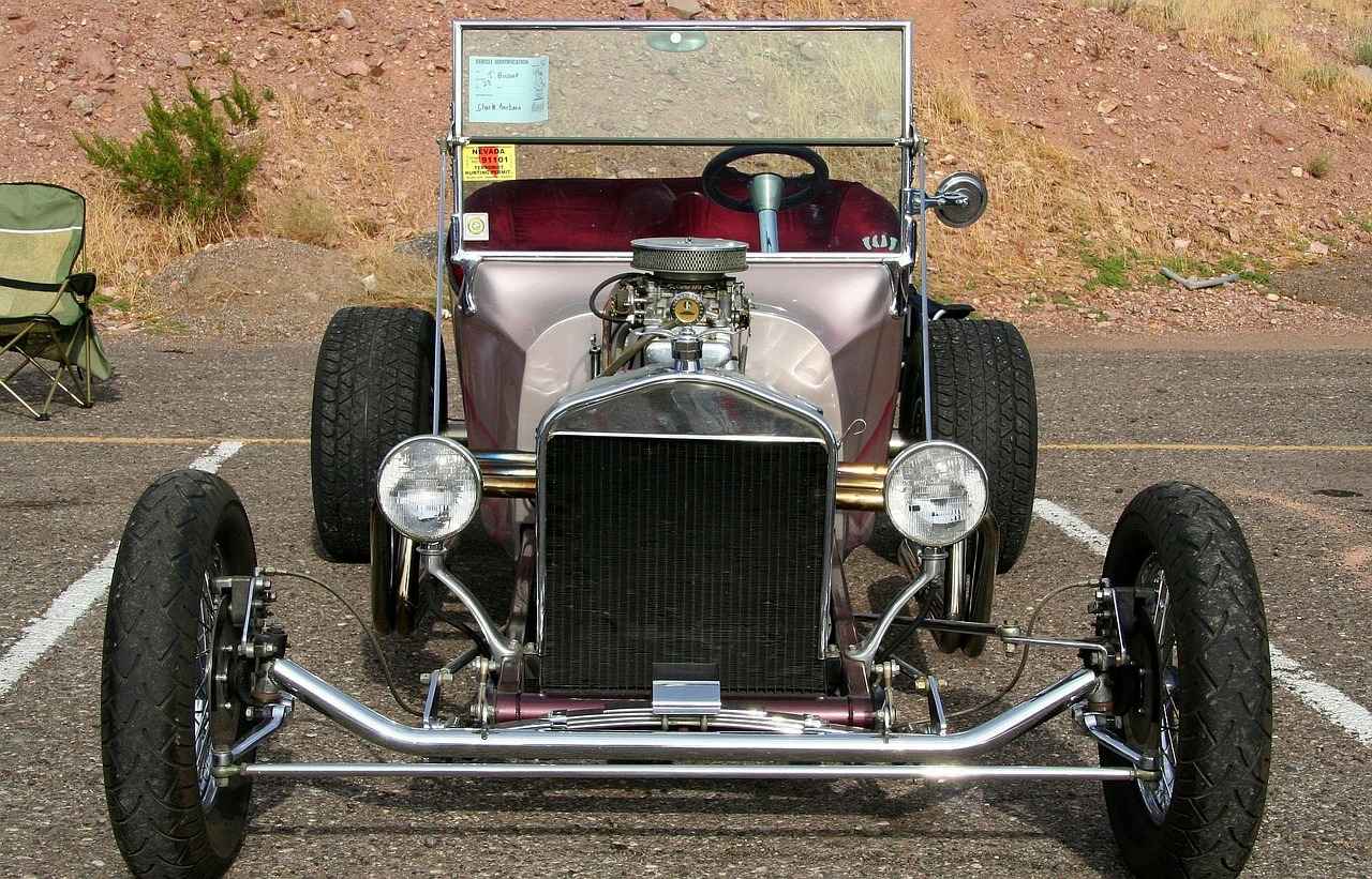 Las Vegas Raiders vs. Los Angeles Chargers: Player Stats and Game Insights 12 Fan Reactions and Game Predictions