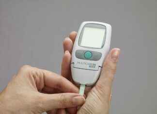 Lost Vape Ursa vs. Vaporesso Target: Best Pod Mods Compared Lost Vape Ursa vs. Vaporesso Target: Best Pod Mods Compared