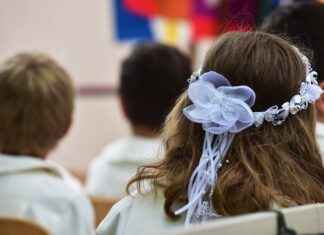 Magsafe Phone Holders: Why They Are the Perfect Match for iPhones Magsafe Phone Holders: Why They Are the Perfect Match for iPhones