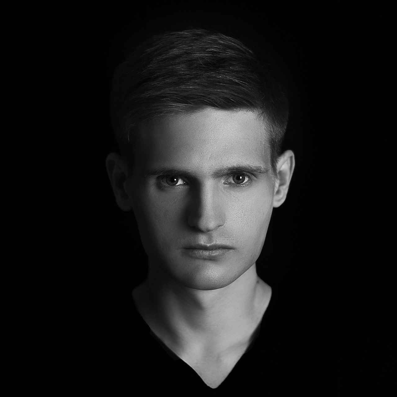 Mens Haircut Style: The Most Popular Cuts for Every Hair Type 5 What Are the Latest Trends in Men's Haircuts?