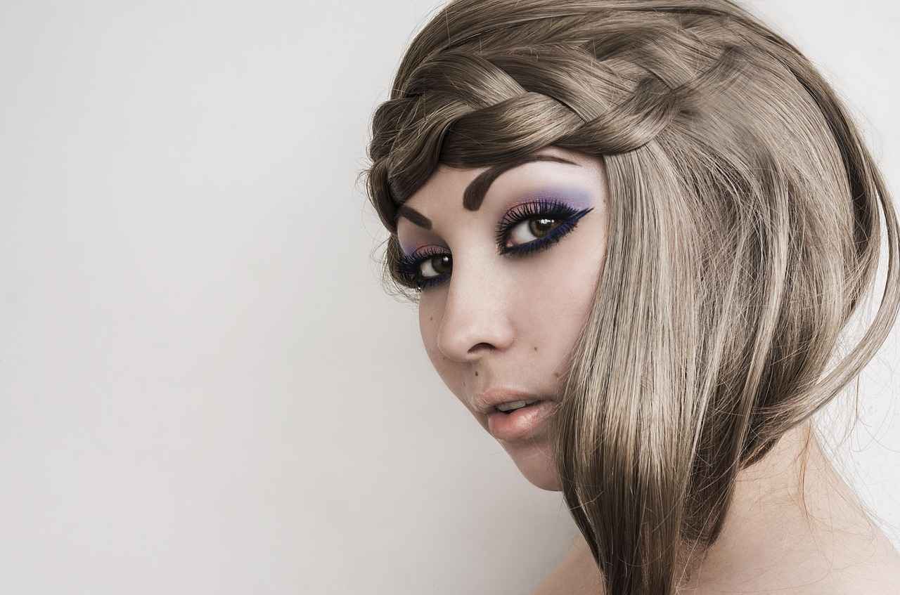 Mens Haircut Style: The Most Popular Cuts for Every Hair Type 2 How to Choose the Right Haircut for Medium Length Hair?