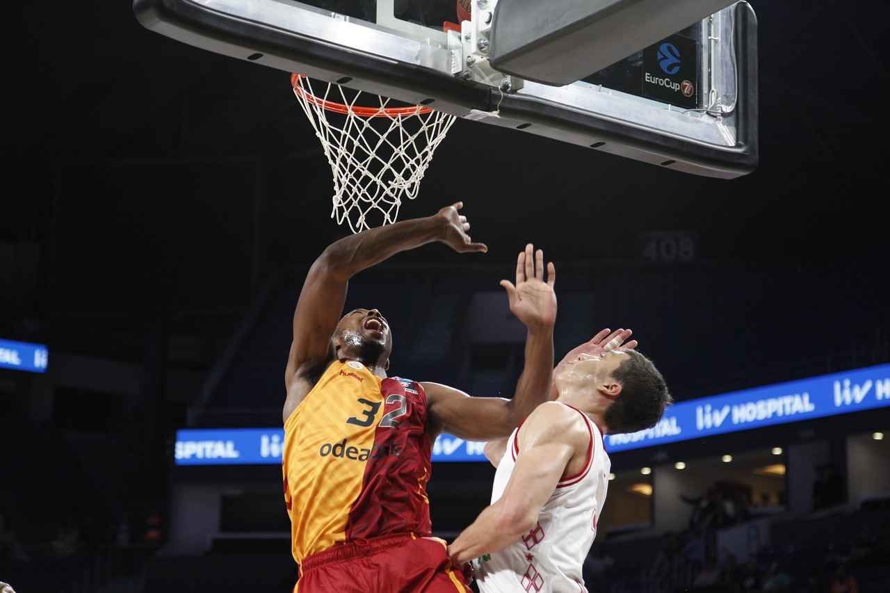 Miami Heat vs. Toronto Raptors: Game Recap and Player Stats 6 Fan Reactions and Social Media Buzz
