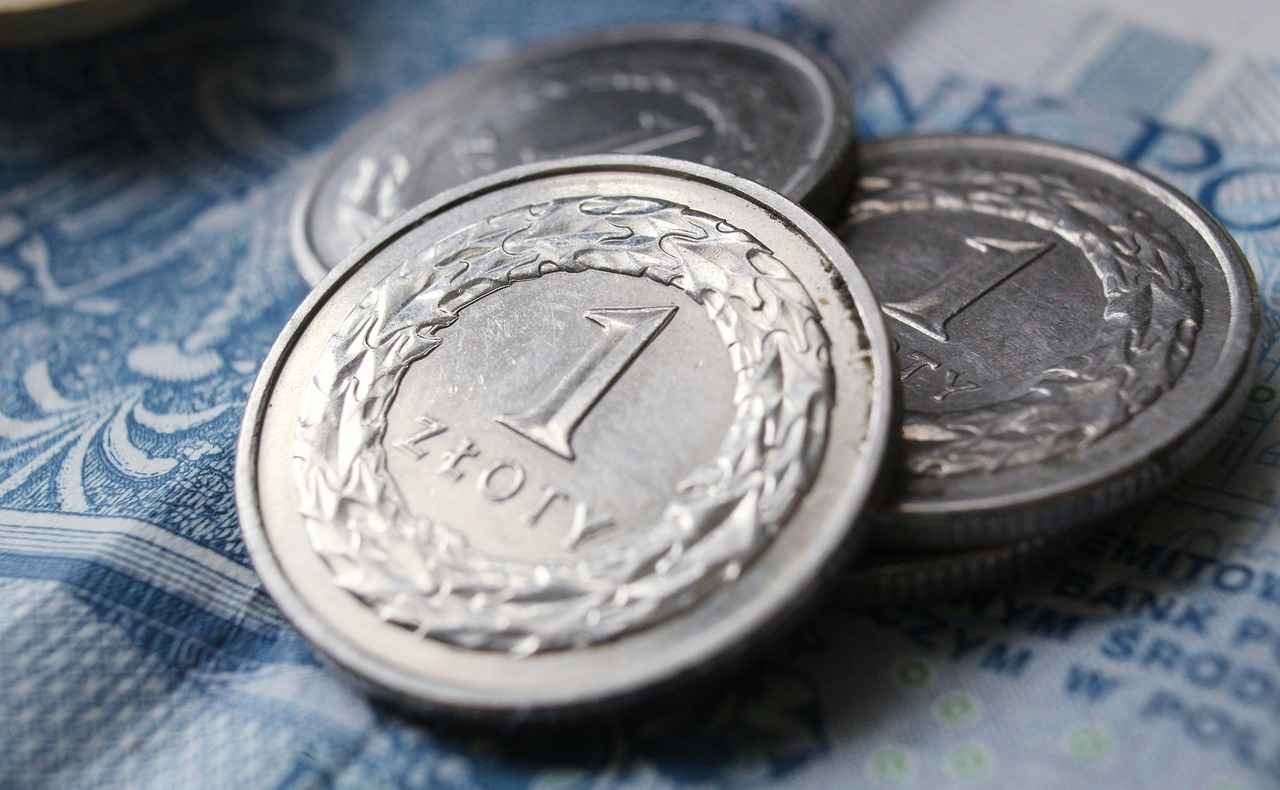 Milwaukee Bucks vs. Toronto Raptors: Top Performers and Game Analysis 7 Fan Engagement and Atmosphere