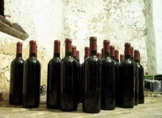 Moscato Wine: The Sweet Drink That’s Making a Comeback Moscato Wine: The Sweet Drink That’s Making a Comeback