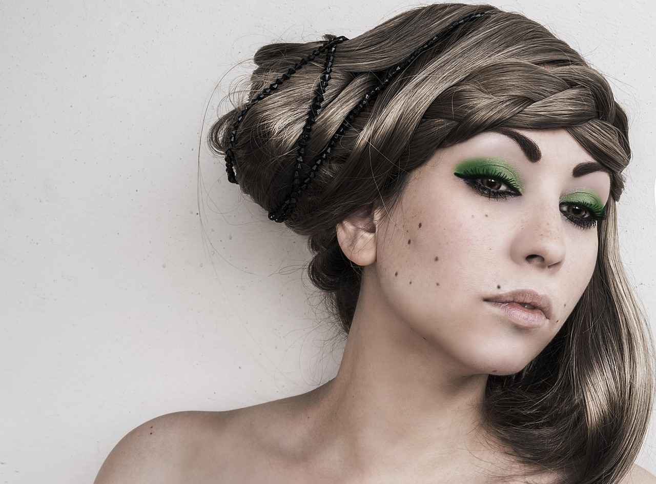 Mullet Style Haircuts: How to Rock This Bold Throwback Trend 1 What is a Mullet Haircut?