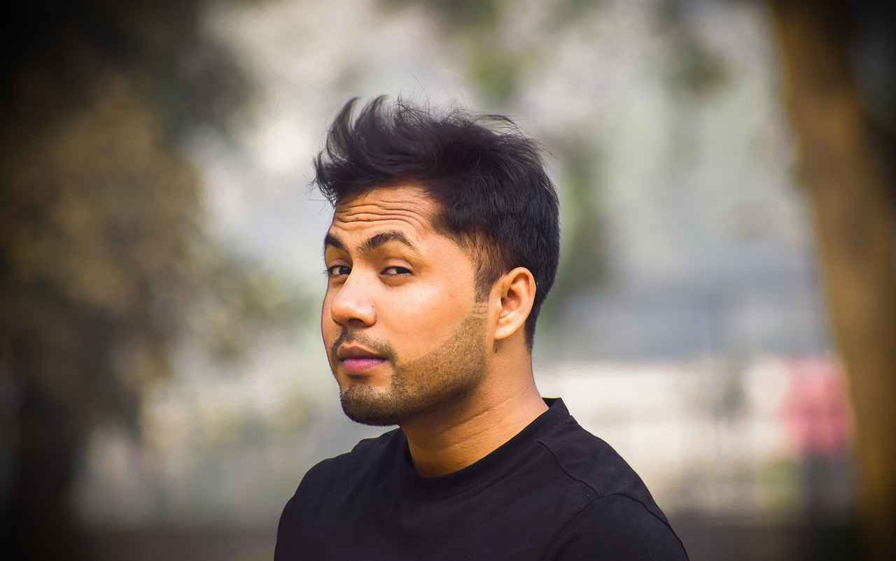 Must-Have Smart Home Devices for Your 2025 Tech Setup 2 2. Smart Lighting: Illuminate with Intelligence