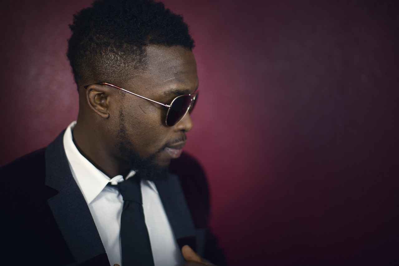 The Role of Technology in Nude Modeling