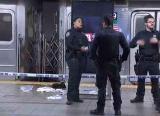 NYC Train Rider Stabbed: Chaos Commute Incident After Rush Hour nyc-train-rider-stabbed-chaos-commute-ncident-after-rush-hour