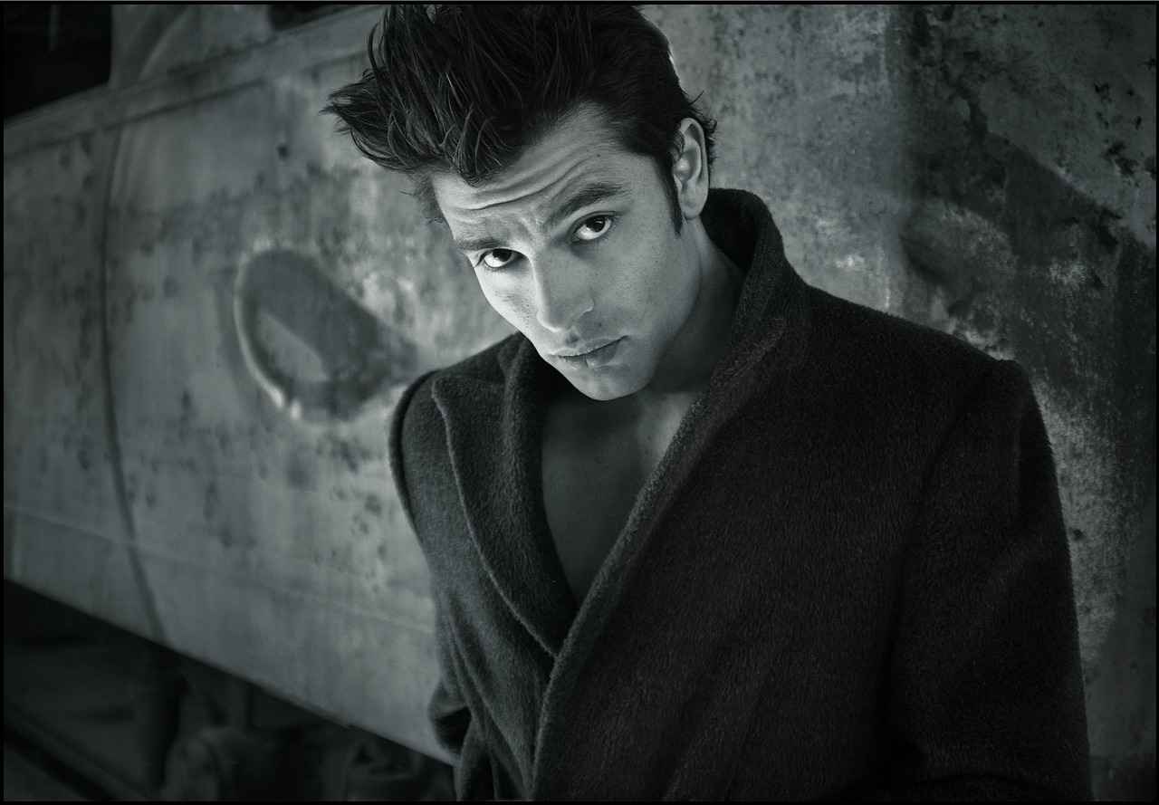 Older Men's Haircut Styles: Stylish and Sophisticated Cuts for Mature Men 6 How to Style Your Hair for Different Occasions?