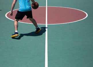 Paralympic Basketball Rules: Understanding Baloncesto en Silla de Ruedas Paralympic Basketball Rules: Understanding Baloncesto en Silla de Ruedas