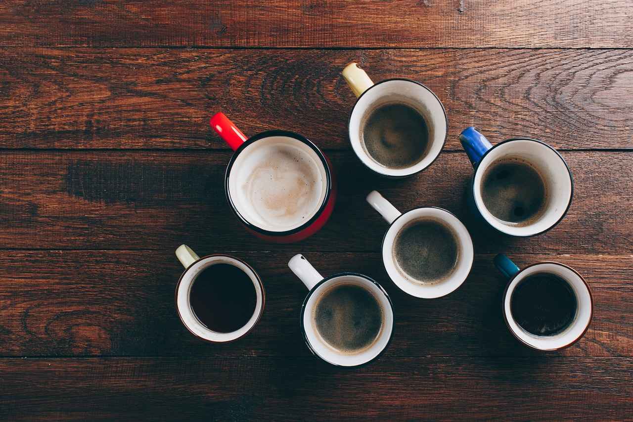 Phone Cup Holders: Combining Functionality with Convenience 3 Universal vs. Custom Phone Cup Holders