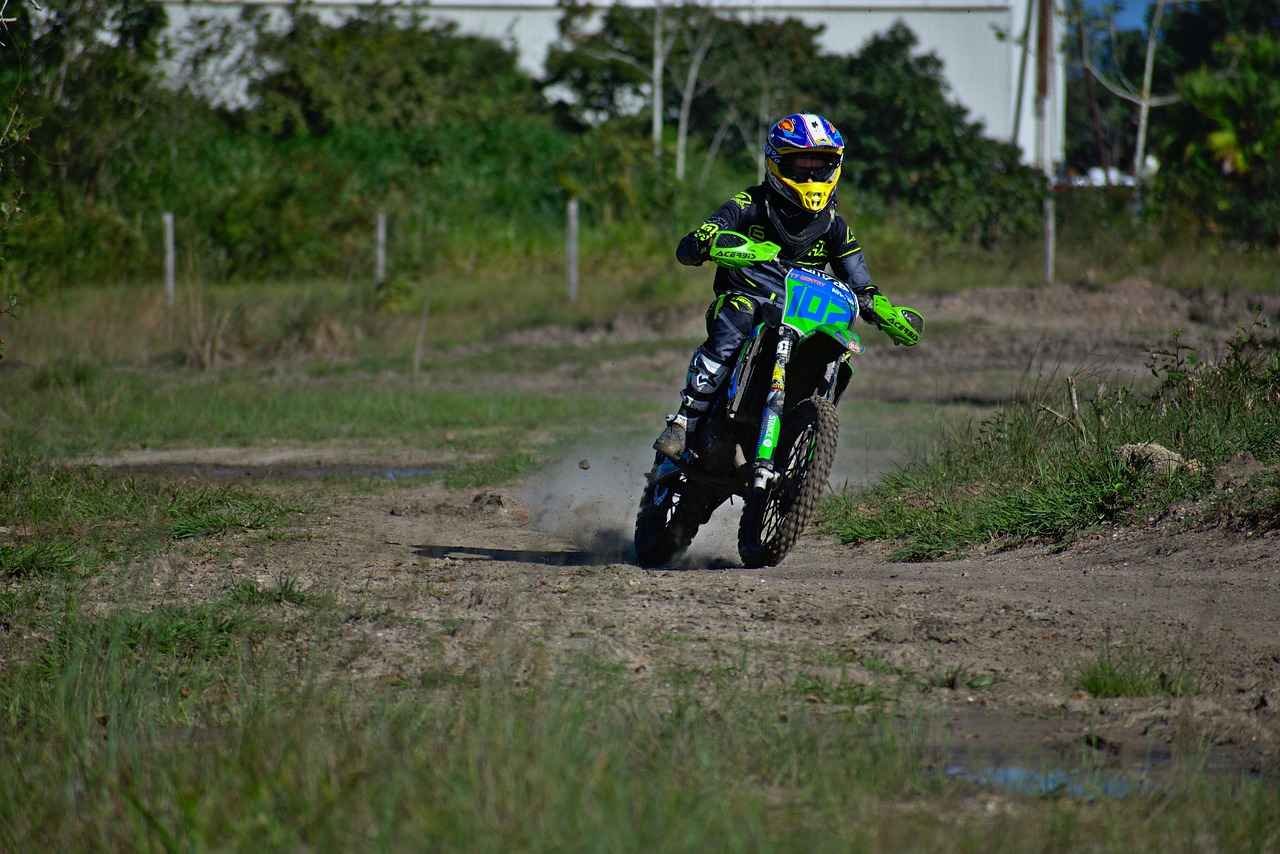 Razor Electric Dirt Bike: Is It the Best Option for Kids? 3 Safety Features of the Razor Electric Dirt Bike