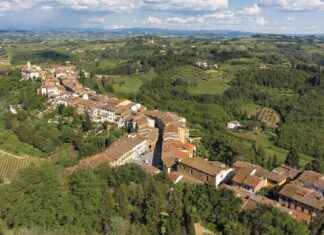 San Judas Tadeo Devotion: Miracles and Modern-Day Followers San Judas Tadeo Devotion: Miracles and Modern-Day Followers