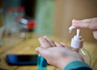 Smart Home Devices for Energy Savings and Efficiency Smart Home Devices for Energy Savings and Efficiency