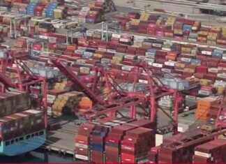 Stock Market Volatility Amid Upcoming Tariff Deadline stock-market-volatility-amid-upcoming-tariff-deadline