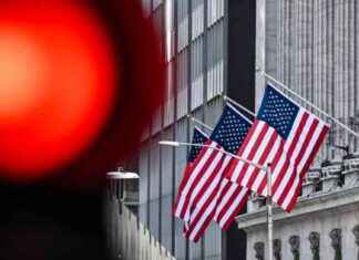 Stocks Surge as Trump Reduces Tariffs stocks-surge-as-trump-reduces-tariffs