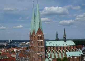 StreamEast Champions League: How to Stream UEFA Games Free StreamEast Champions League: How to Stream UEFA Games Free