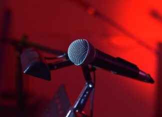 StreamEast Live Sports Streaming: How to Watch Boxing Matches Live StreamEast Live Sports Streaming: How to Watch Boxing Matches Live