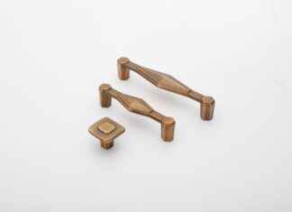 Supporting Muscle Definition with Casein Protein Supporting Muscle Definition with Casein Protein