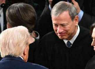 Supreme Court Avoids Confronting Trump in Recent Rulings supreme-court-avoids-confronting-trump-in-recent-rulings