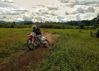 Taking a Closer Look at the 04 Honda Civic Taking a Closer Look at the 04 Honda Civic