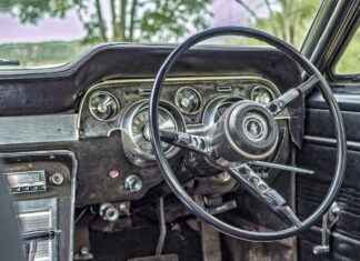 The Best Car Phone Holders for Your Dashboard The Best Car Phone Holders for Your Dashboard