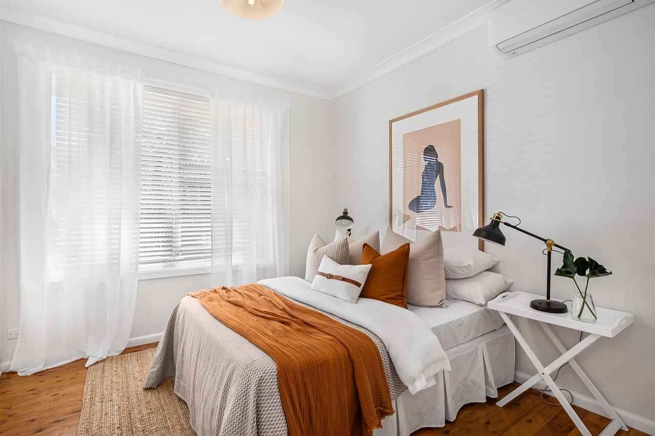 Why Choose a DIY Folding Room Divider?