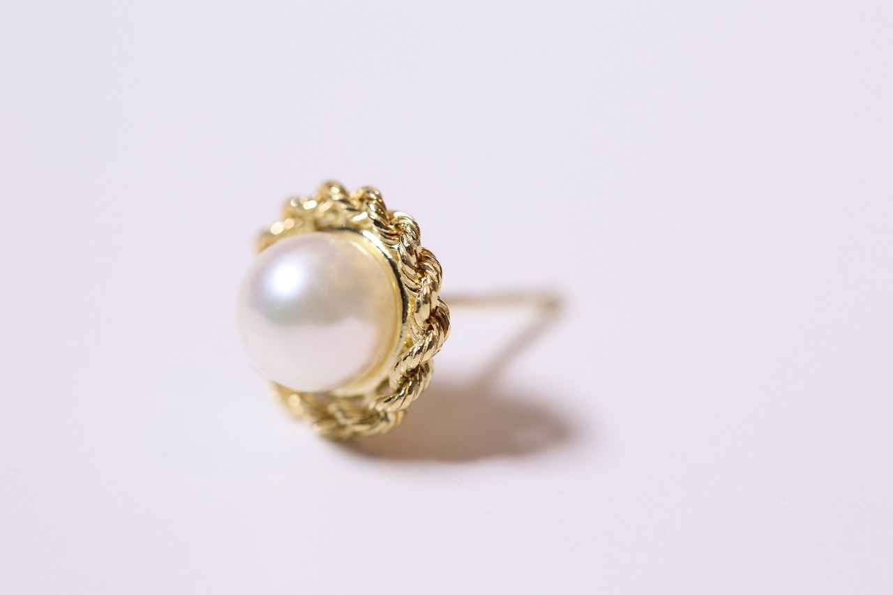 Accessorizing with Earrings: Tips and Tricks