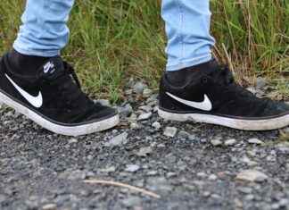 The Hole Is Open: What Does This Viral Phrase Really Mean? The Hole Is Open: What Does This Viral Phrase Really Mean?