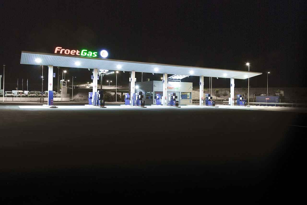 The Impact of New Balance's Student Discount Program 2 Eligibility Criteria for the Discount