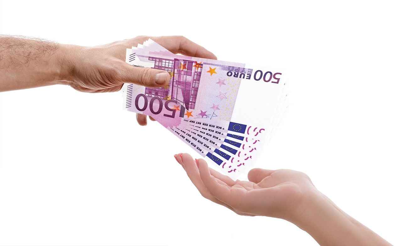 The Pros and Cons of Payday Loans: What You Need to Know 3 Advantages of Payday Loans