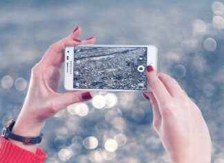 The Ultimate Guide to Choosing a Phone Holder for Your Car Cup The Ultimate Guide to Choosing a Phone Holder for Your Car Cup