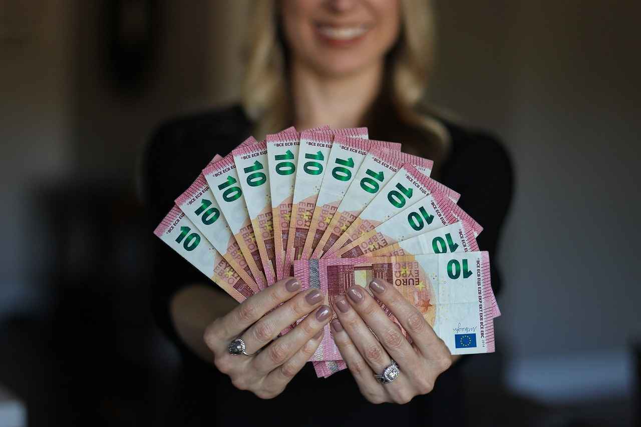 The Ultimate Guide to Using an Installment Loan for Big Purchases 4 Common Uses for Installment Loans