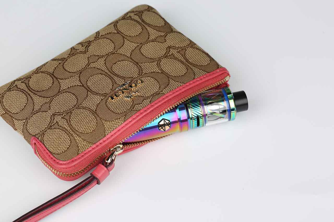 Top 10 Disposable Vapes You Need to Try This Year 7 How Long Do Disposable Vapes Last?