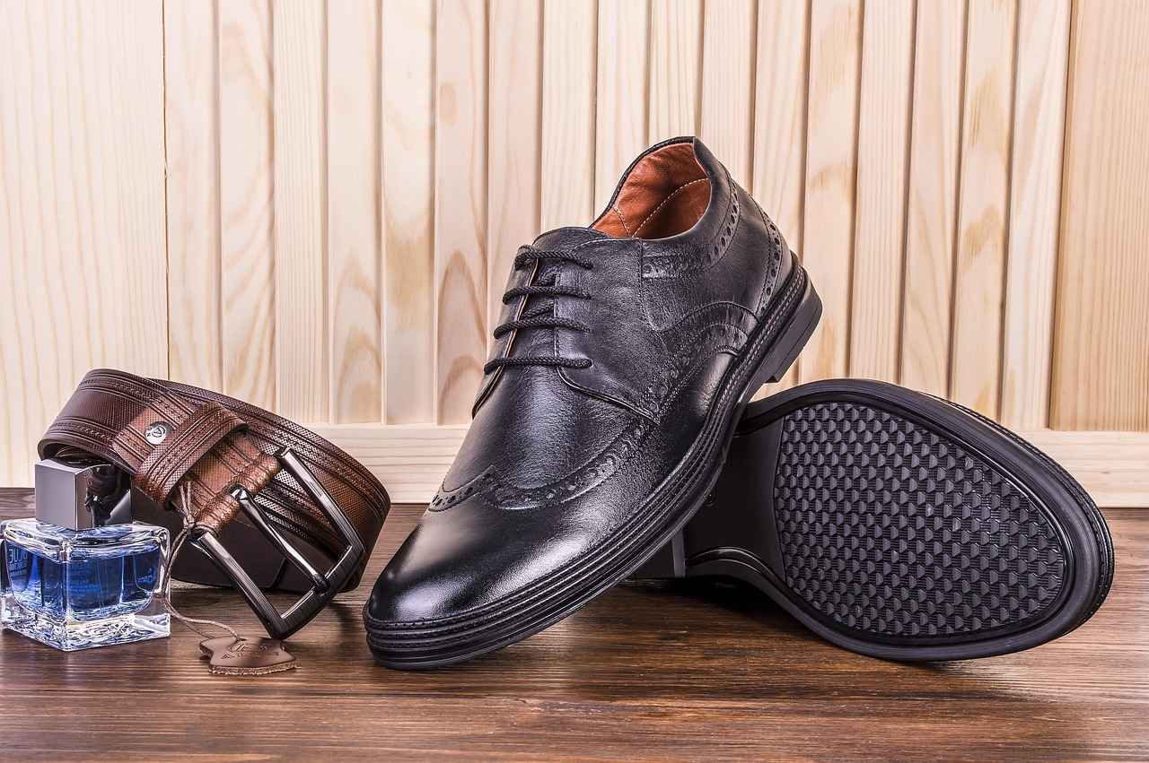 Top Shoe Trends of the Year: New Balance 860 v13 3 Who Should Wear the New Balance 860 v13?