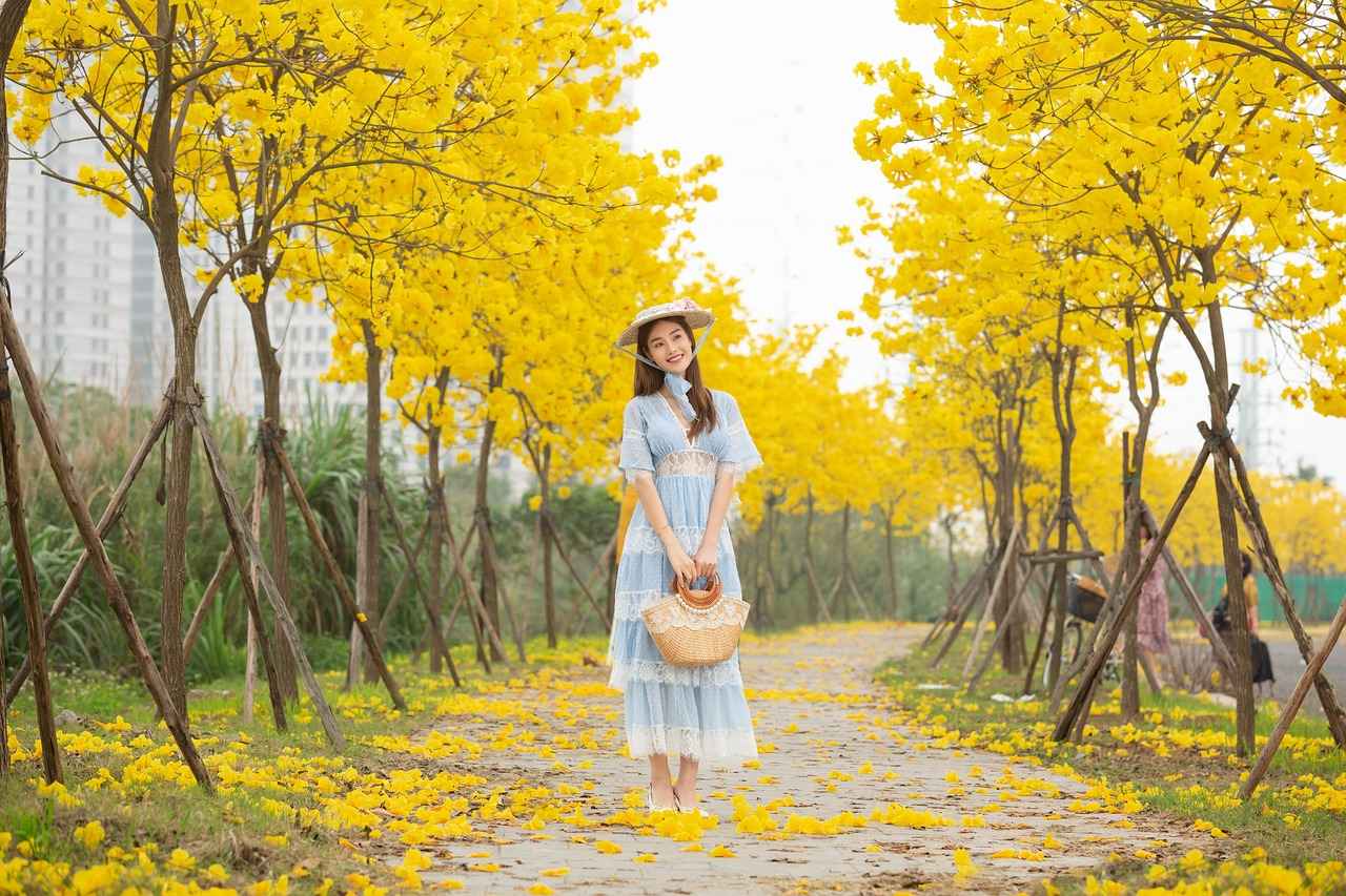 Top Smartwatches for Women: Fashion Meets Functionality 5 Comparative Pricing: Finding the Right Fit