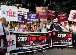 Troops exchange fire in Kashmir: Indian officials report hostile encounter troops-exchange-fire-in-kashmir-ndian-officials-report-hostile-encounter