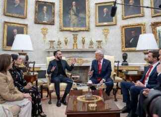 Trump doubles down on sending convicted US citizens to foreign prisons trump-doubles-down-on-sending-convicted-us-citizens-to-foreign-prisons