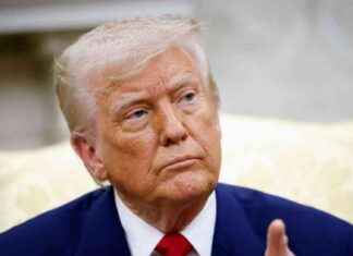 Trump Exempts Phones, Computers, and Chips from Tariffs trump-exempts-phones-computers-and-chips-from-tariffs