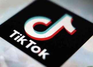 Trump Extends TikTok Sale Deadline to Avoid Ban trump-extends-tiktok-sale-deadline-to-avoid-ban
