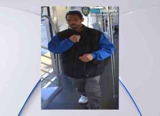 Unprovoked Attack: Man Stabbed on Bronx Subway unprovoked-attack-man-stabbed-on-bronx-subway