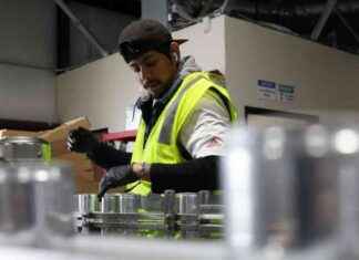 U.S. Economy Adds 228,000 Jobs in March, Exceeding Forecasts us-economy-adds-228000-jobs-in-march-exceeding-forecasts