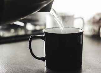 Water Fasting for Cancer: Can It Help? Water Fasting for Cancer: Can It Help?