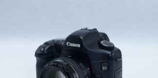 What Is Wat Wax and Why Are Skincare Influencers Loving It? What Is Wat Wax and Why Are Skincare Influencers Loving It?