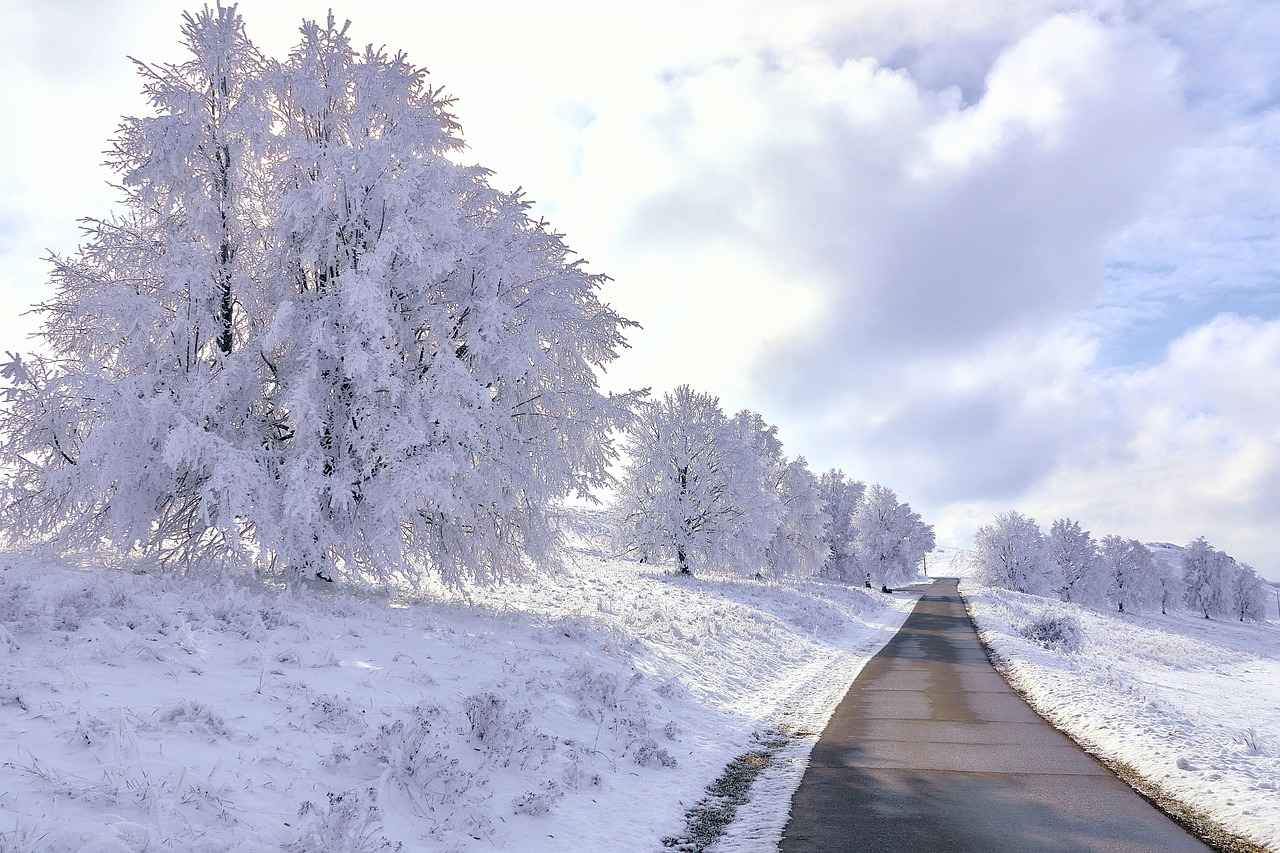 Why Does Warm Water Freeze Faster? 4 Practical Implications of the Mpemba Effect